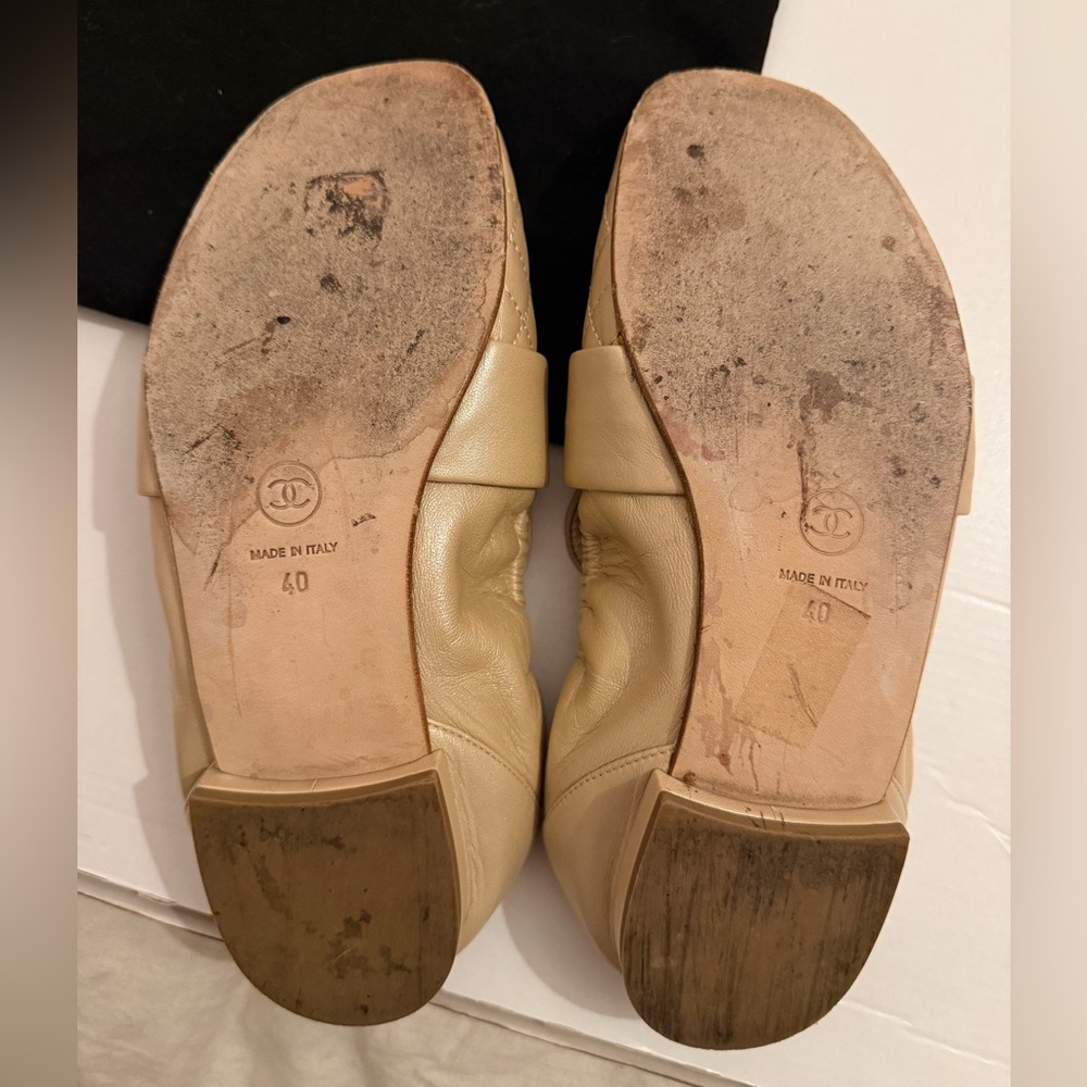 Chanel Lambskin Loafers - Picture 4 of 4